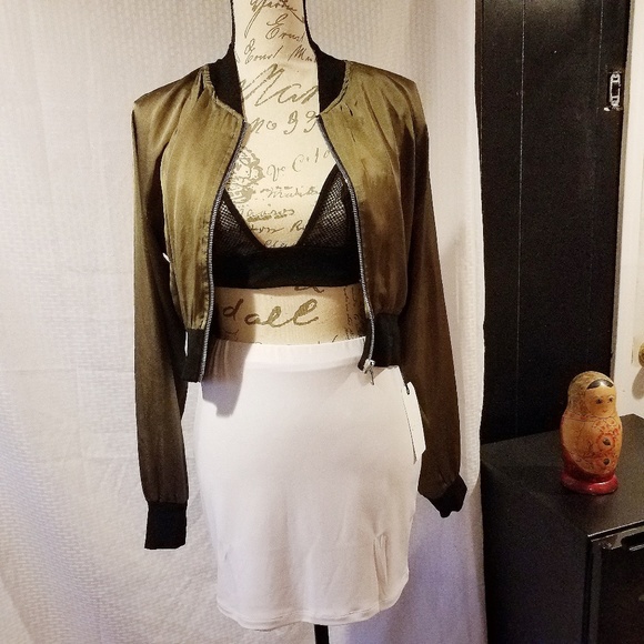 NWT  Leith white bodycon mini skirt !!! - Picture 2 of 8